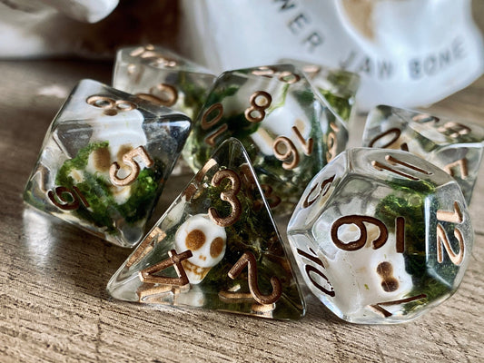 Undead Skull Dice Set (Give away a random dice set)