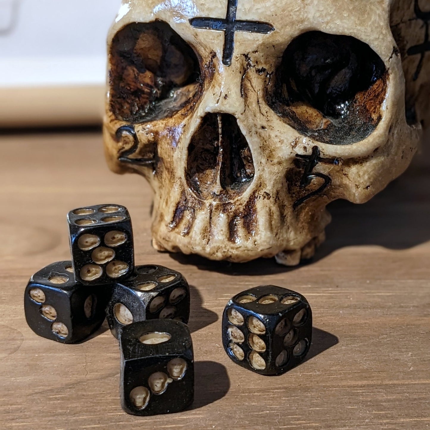 Black Skull Balance Dice